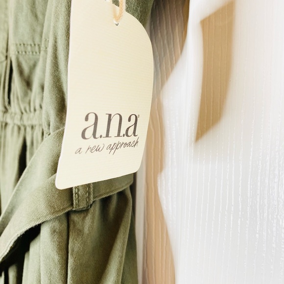 Brand New! a.n.a. Olive Jumpsuit with Belt Sz PXL - Picture 10 of 10